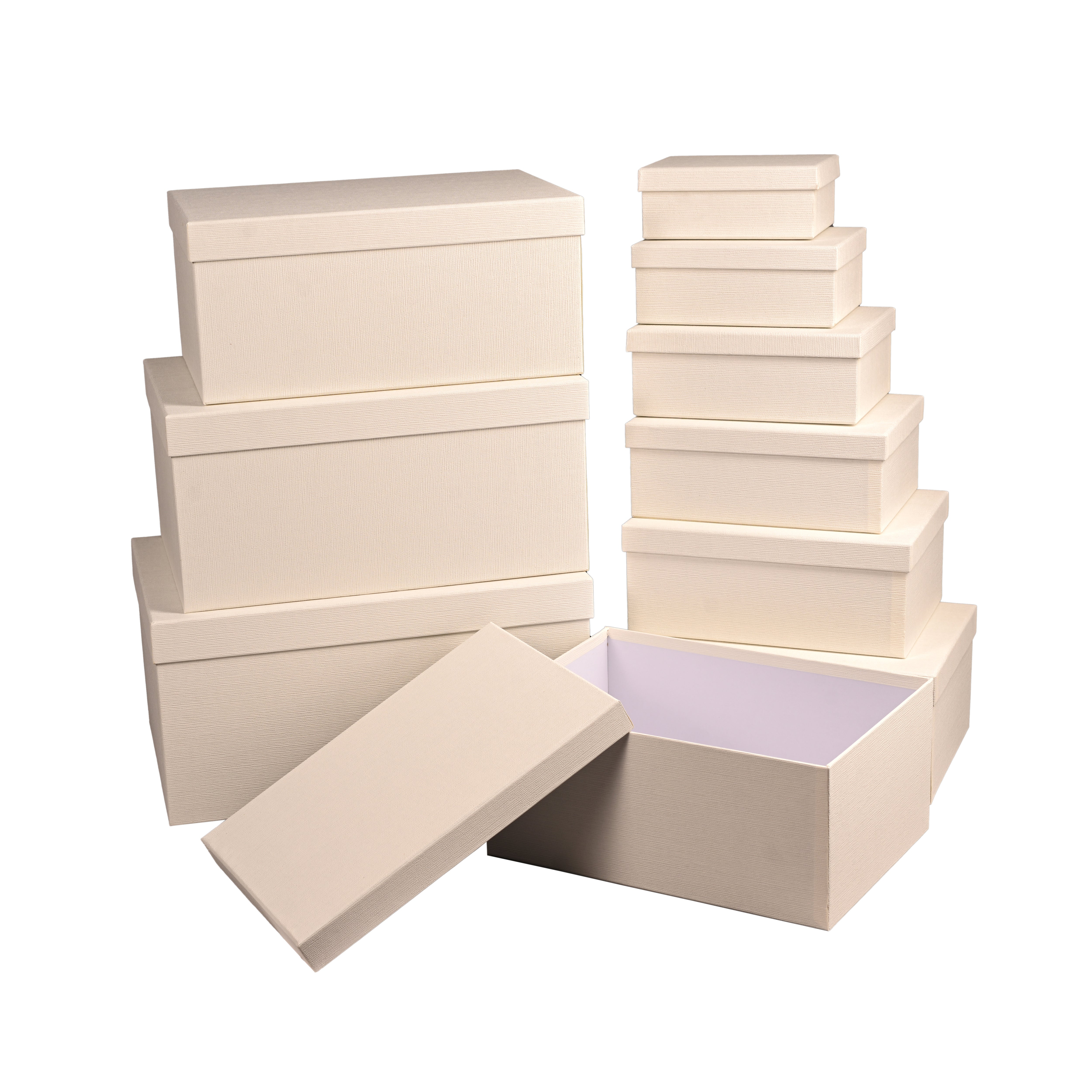 10 قطع من علب الهدايا باللون الأبيض الفاتح