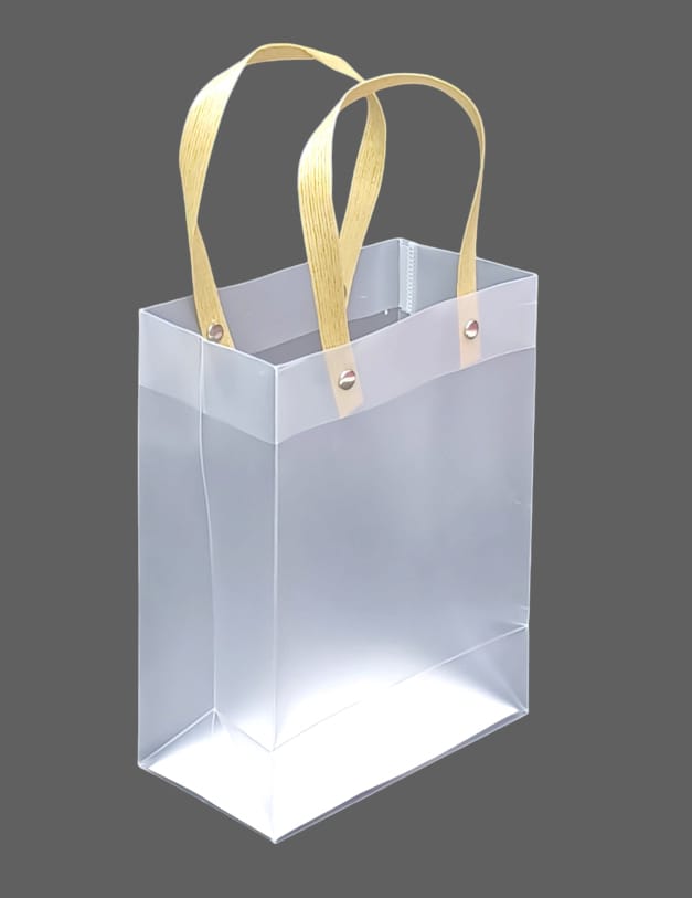 Semi-transparent hard plastic bags 12pcs Size  19.50CM ×15CM ×8CM