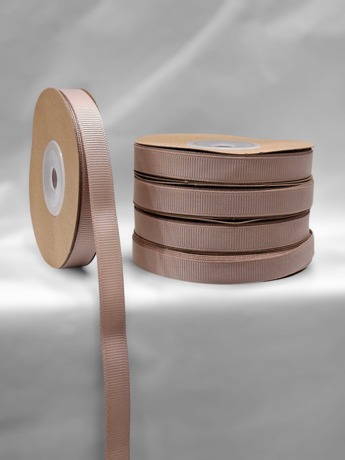 "Pica" Tapes – Beige (16 m × 1 cm)