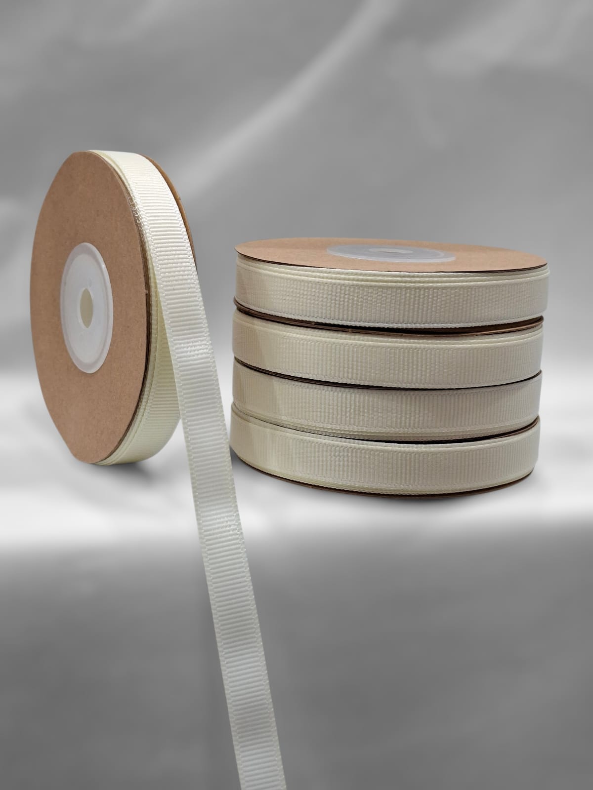 "Pica" ribbons in cream color (16 m × 1 cm)