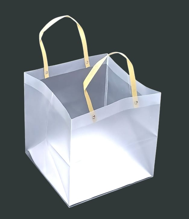 Semi-transparent hard plastic bags 12pcsSize  30CM ×30CM ×30CM